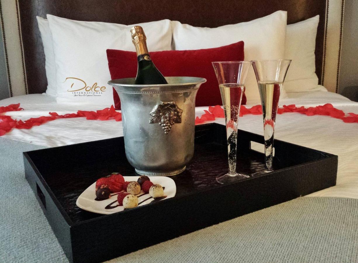 Hotel Dolce International Скопье Экстерьер фото