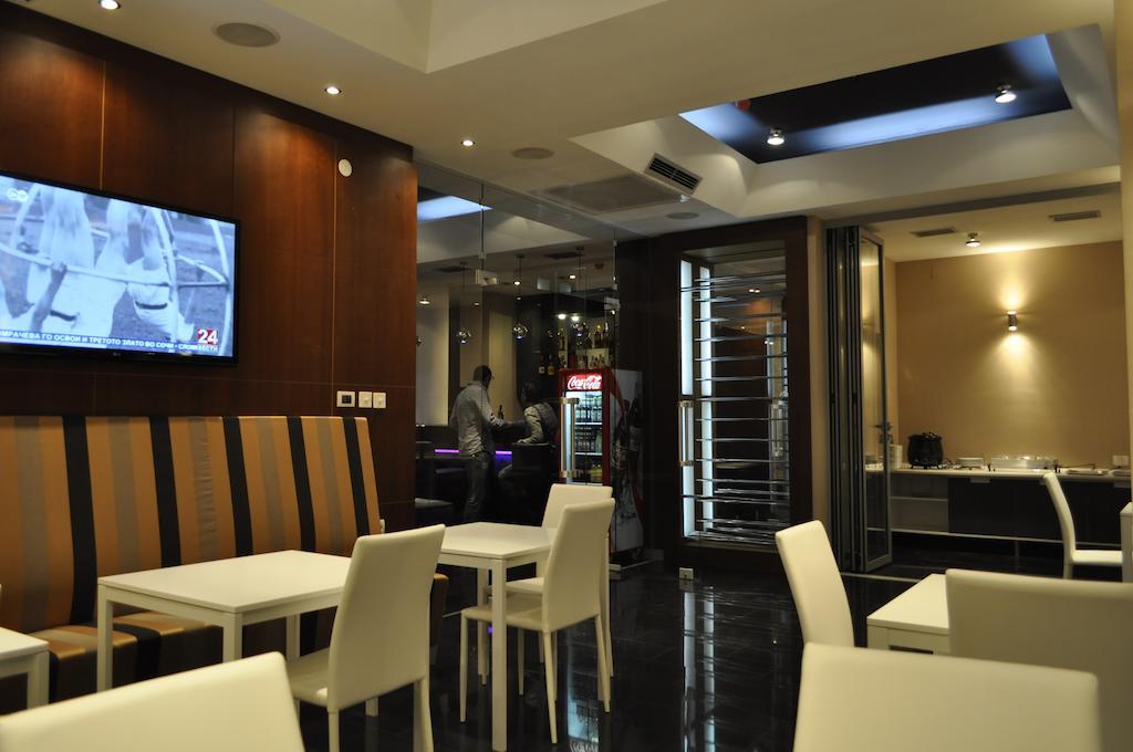 Hotel Dolce International Скопье Экстерьер фото