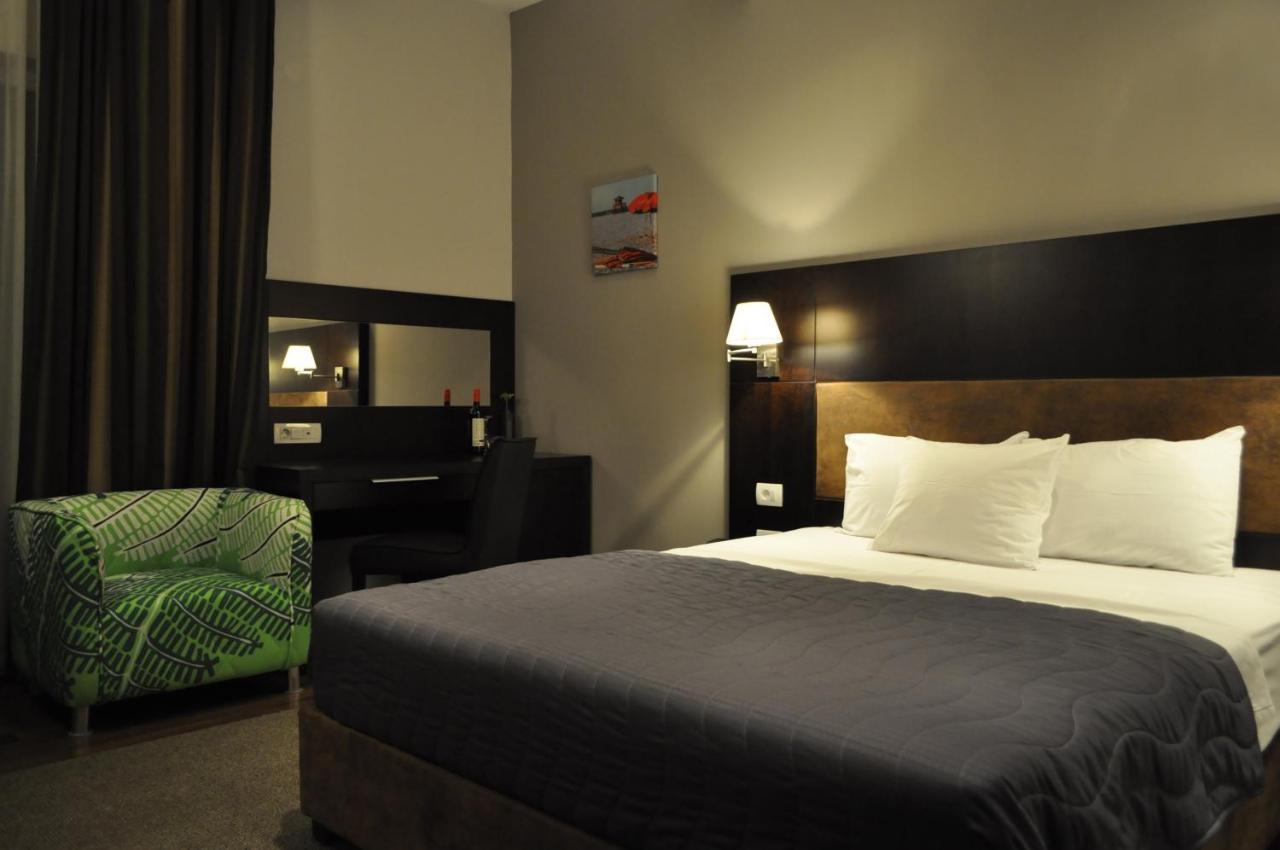 Hotel Dolce International Скопье Экстерьер фото