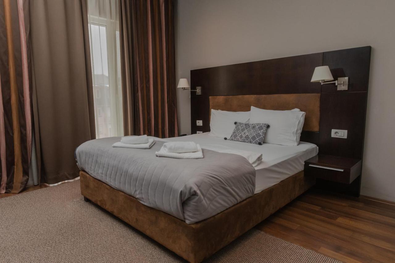 Hotel Dolce International Скопье Экстерьер фото