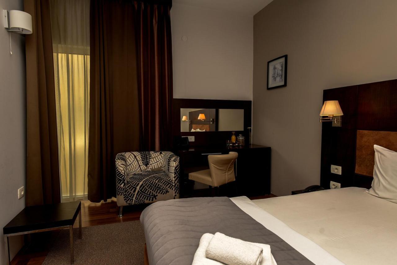 Hotel Dolce International Скопье Экстерьер фото